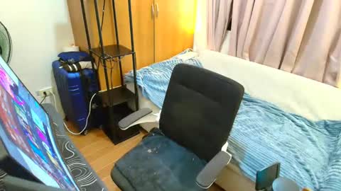 ander online show from May 19, 2026, 4:02 pm