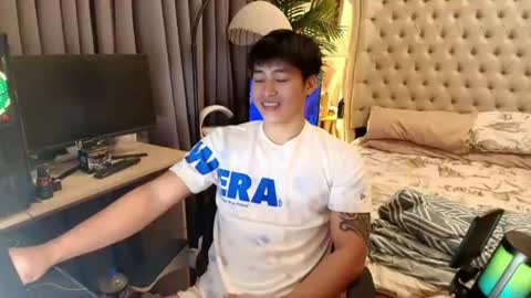 Snapshot of urnatty_guy chatting on June 29, 2026, 9:15 pm ander online show from June 29, 2026, 9:15 pm