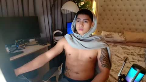 Snapshot of urnatty_guy chatting on July 2, 2026, 6:41 am ander online show from July 2, 2026, 6:41 am