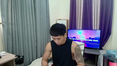 Snapshot of urnatty_guy chatting on July 30, 2026, 3:44 pm ander online show from July 30, 2026, 3:44 pm