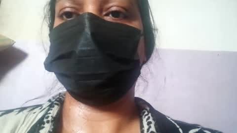 Snapshot of uroojkhan6 chatting on July 26, 2026, 1:18 pm uroojkhan6 online show from July 26, 2026, 1:18 pm