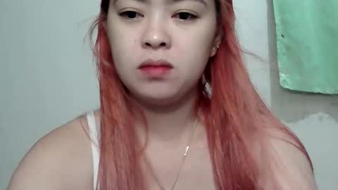 urpinaycutie online show from December 3, 2025, 8:23 am