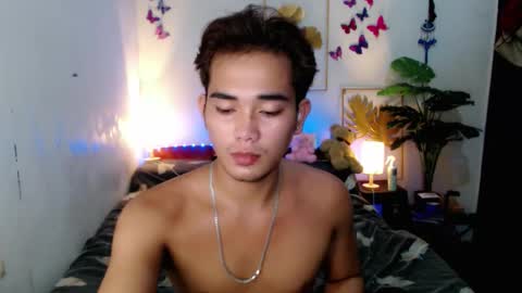 urpinoy_cummer online show from May 21, 2026, 2:46 pm