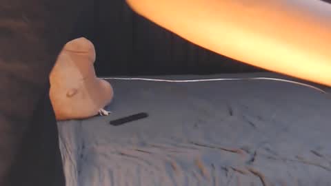 Snapshot of urpinoyasianx chatting on January 19, 2025, 4:33 am Mel online show from January 19, 2025, 4:33 am