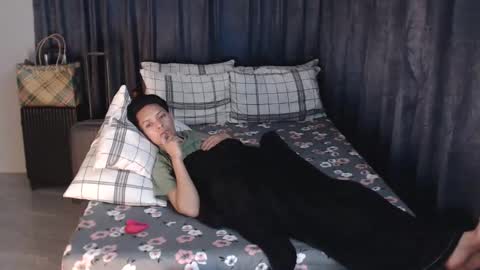 Snapshot of urpinoyasianx chatting on January 30, 2025, 6:00 pm Mel online show from January 30, 2025, 6:00 pm