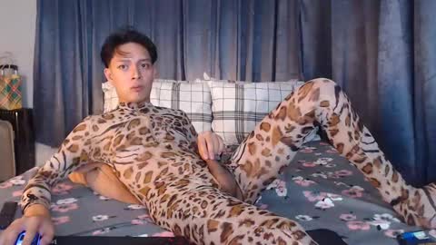 Snapshot of urpinoyasianx chatting on January 31, 2025, 8:22 pm Mel online show from January 31, 2025, 8:22 pm