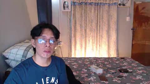 Snapshot of urpinoyasianx chatting on September 11, 2025, 12:05 pm Mel online show from September 11, 2025, 12:05 pm