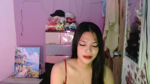 Snapshot of urpreciouspinayxxx chatting on November 27, 2025, 12:24 am hi im kim online show from November 27, 2025, 12:24 am