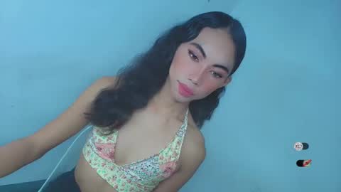 urpretty_mistake online show from February 11, 2026, 6:29 am