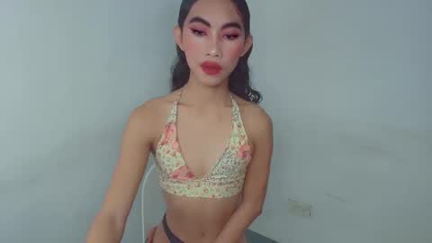 urpretty_mistake online show from February 20, 2026, 5:15 am