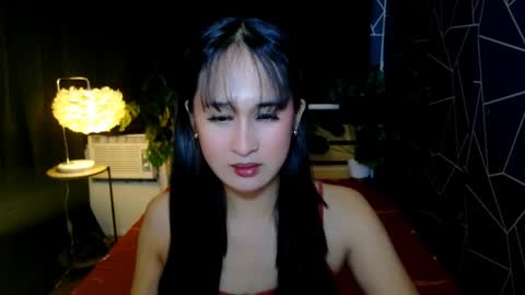 Snapshot of urqueenofhumiliation chatting on April 9, 2026, 2:33 pm urqueenofhumiliation online show from April 9, 2026, 2:33 pm