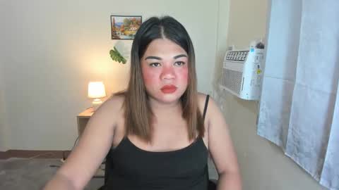 ursangredeia online show from October 5, 2025, 3:21 pm