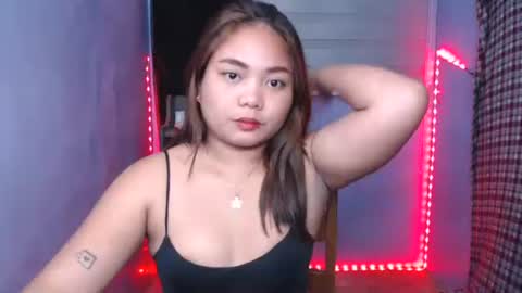 Snapshot of ursexy_ash chatting on January 18, 2025, 12:15 pm ash online show from January 18, 2025, 12:15 pm