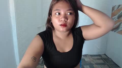 Snapshot of ursexy_ash chatting on February 15, 2025, 1:42 am ash online show from February 15, 2025, 1:42 am