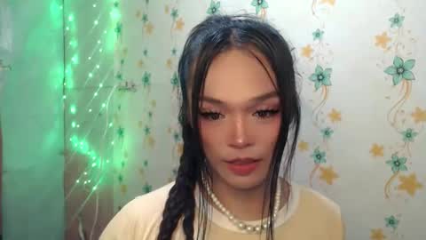 TYRA online show from March 5, 2026, 1:18 pm