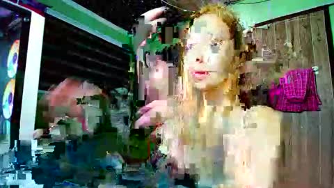 Snapshot of ursexymayhem1 chatting on February 15, 2026, 11:01 pm Ursexymayhem online show from February 15, 2026, 11:01 pm