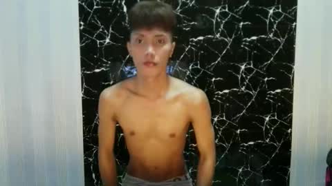 Snapshot of urtwink_jm chatting on May 10, 2026, 1:55 am mark online show from May 10, 2026, 1:55 am