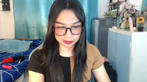 Ashley Kate Mateo Gray online show from June 12, 2026, 8:02 am
