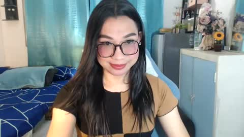 Ashley Kate Mateo Gray online show from June 24, 2026, 10:25 am