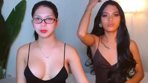 urwildest_margaret online show from May 6, 2026, 6:13 pm