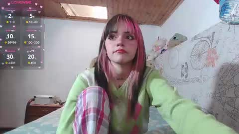 uryukim_ online show from July 12, 2026, 4:20 pm