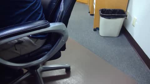 Snapshot of useemie chatting on February 10, 2025, 11:13 pm useemie online show from February 10, 2025, 11:13 pm