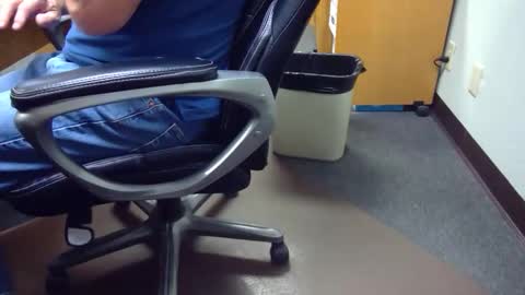 Snapshot of useemie chatting on October 21, 2025, 10:54 pm useemie online show from October 21, 2025, 10:54 pm