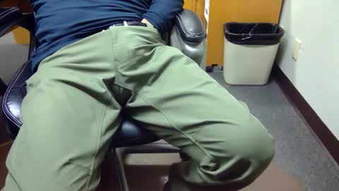 Snapshot of useemie chatting on October 27, 2025, 7:07 pm useemie online show from October 27, 2025, 7:07 pm