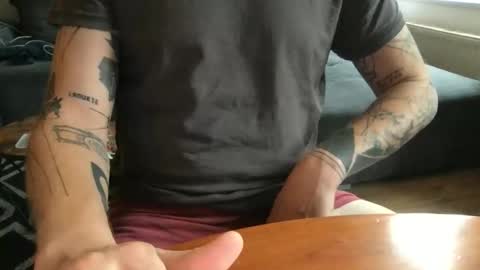 Snapshot of uwantitno chatting on February 20, 2026, 8:05 am uwantitno online show from February 20, 2026, 8:05 am