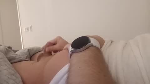 uwvvlvip online show from January 12, 2025, 4:21 am