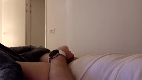 uwvvlvip online show from February 15, 2025, 10:42 pm