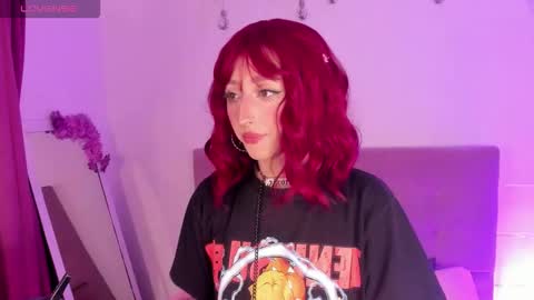 v1cky_ online show from February 2, 2026, 11:14 pm