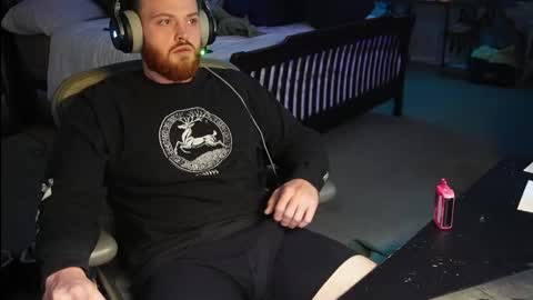 v_for_veng online show from December 17, 2025, 3:34 am