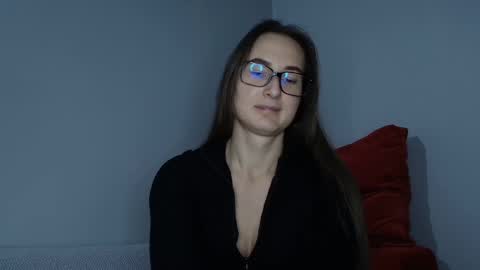 Snapshot of va_len_sea_ya chatting on January 14, 2025, 6:17 pm Valensiya online show from January 14, 2025, 6:17 pm