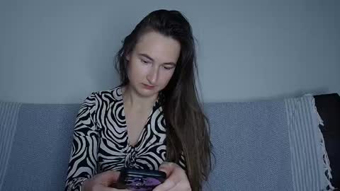 Valensiya online show from May 26, 2026, 4:36 pm