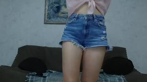 Snapshot of va_len_sea_ya chatting on August 2, 2026, 7:12 pm Valensiya online show from August 2, 2026, 7:12 pm