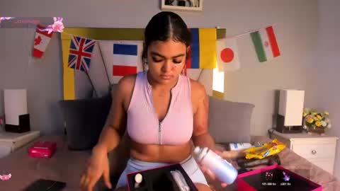 Snapshot of vahiolet_fuentes chatting on July 2, 2026, 3:23 am vahioleth online show from July 2, 2026, 3:23 am