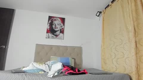 Vahiolet smith online show from September 9, 2025, 3:06 am