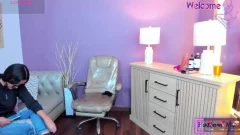 Vaiolet Harris online show from July 3, 2026, 11:49 am