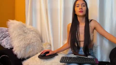 Snapshot of vaioletcooper chatting on April 25, 2026, 3:42 pm VaiolletCooper online show from April 25, 2026, 3:42 pm