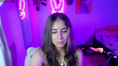 valentina online show from June 12, 2026, 4:00 am
