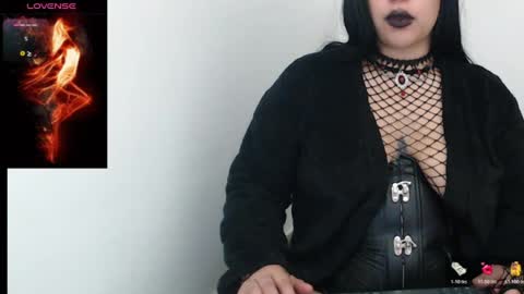 valen_ross7 online show from July 25, 2026, 7:06 am