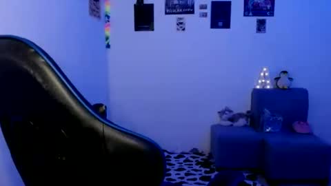 valenbeauty online show from June 20, 2026, 2:14 am