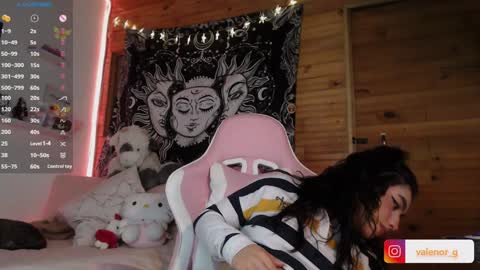 valentina online show from February 8, 2025, 6:12 am