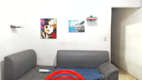 valentina028 online show from September 17, 2025, 6:26 am