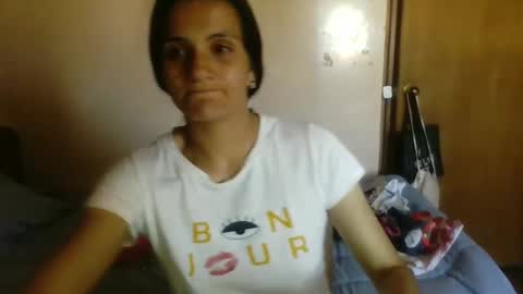 Snapshot of valentina376456 chatting on December 31, 2024, 2:58 pm Julieta-2012 online show from December 31, 2024, 2:58 pm