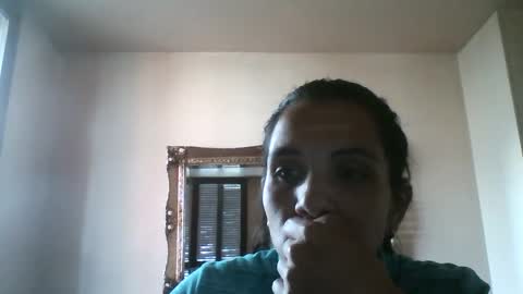 Snapshot of valentina376456 chatting on February 14, 2025, 1:29 pm Julieta-2012 online show from February 14, 2025, 1:29 pm