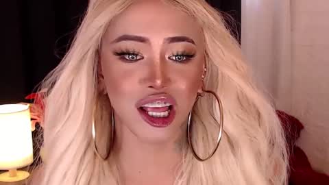 Amanda online show from December 18, 2024, 11:19 pm