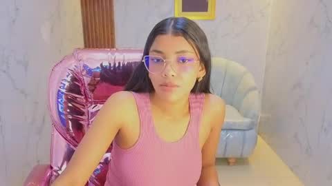 Valentina  online show from May 26, 2026, 12:34 pm
