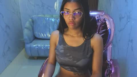 Valentina  online show from June 25, 2026, 12:31 pm